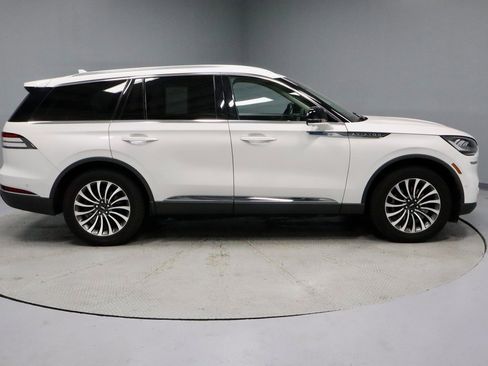Used 2020 Lincoln Aviator Reserve w/ Equipment Group 201A image 13