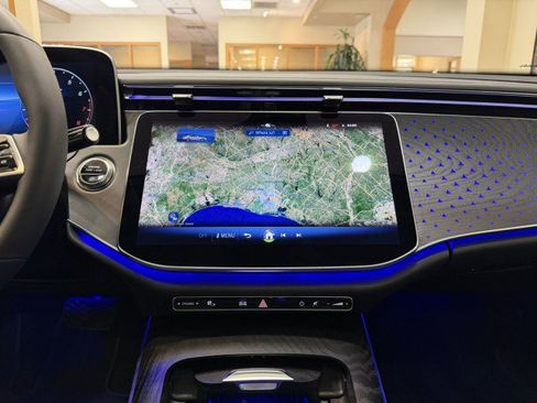 Certified 2025 Mercedes-Benz E 350 Sedan image 24