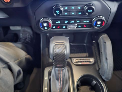 Used 2024 Ford Bronco Raptor w/ Interior Carbon Fiber Pack 6 image 25