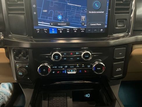 Used 2026 Ford F250 Lariat AWD/4WD image 18
