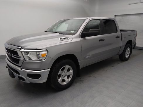 Used 2019 RAM 1500 Tradesman image 2