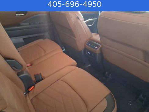 Used 2024 Nissan Pathfinder Platinum w/ Cargo Package image 10