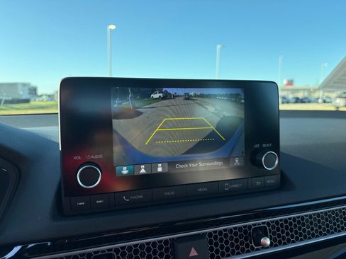 Certified 2025 Honda Civic Sport image 17