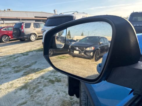 Used 2017 Toyota RAV4 LE image 20