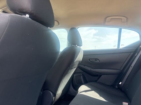 Used 2024 Nissan Sentra S image 31