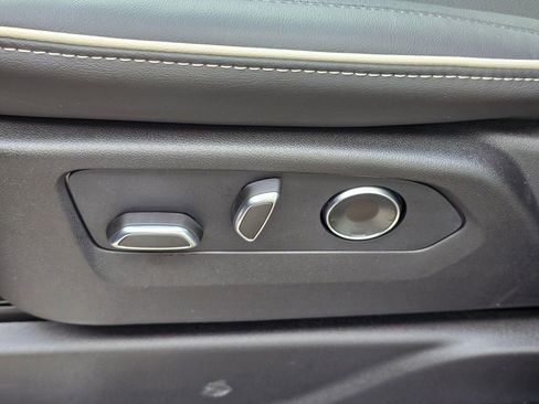 New 2026 Cadillac Escalade ESV Sport w/ LPO, ONYX Package image 28