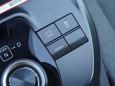Certified 2026 Toyota bZ FWD image 33