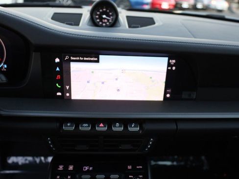 Used 2025 Porsche 911 Carrera image 33