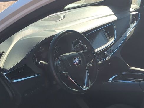 Used 2024 Buick Enclave Premium image 10