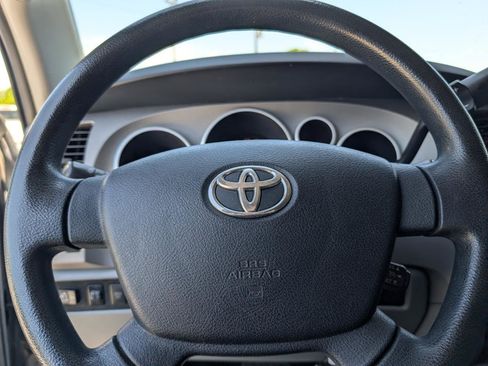 Used 2013 Toyota Tundra 4x4 Double Cab w/ Tow Pkg image 14