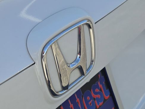 Used 2019 Honda Accord Touring image 12