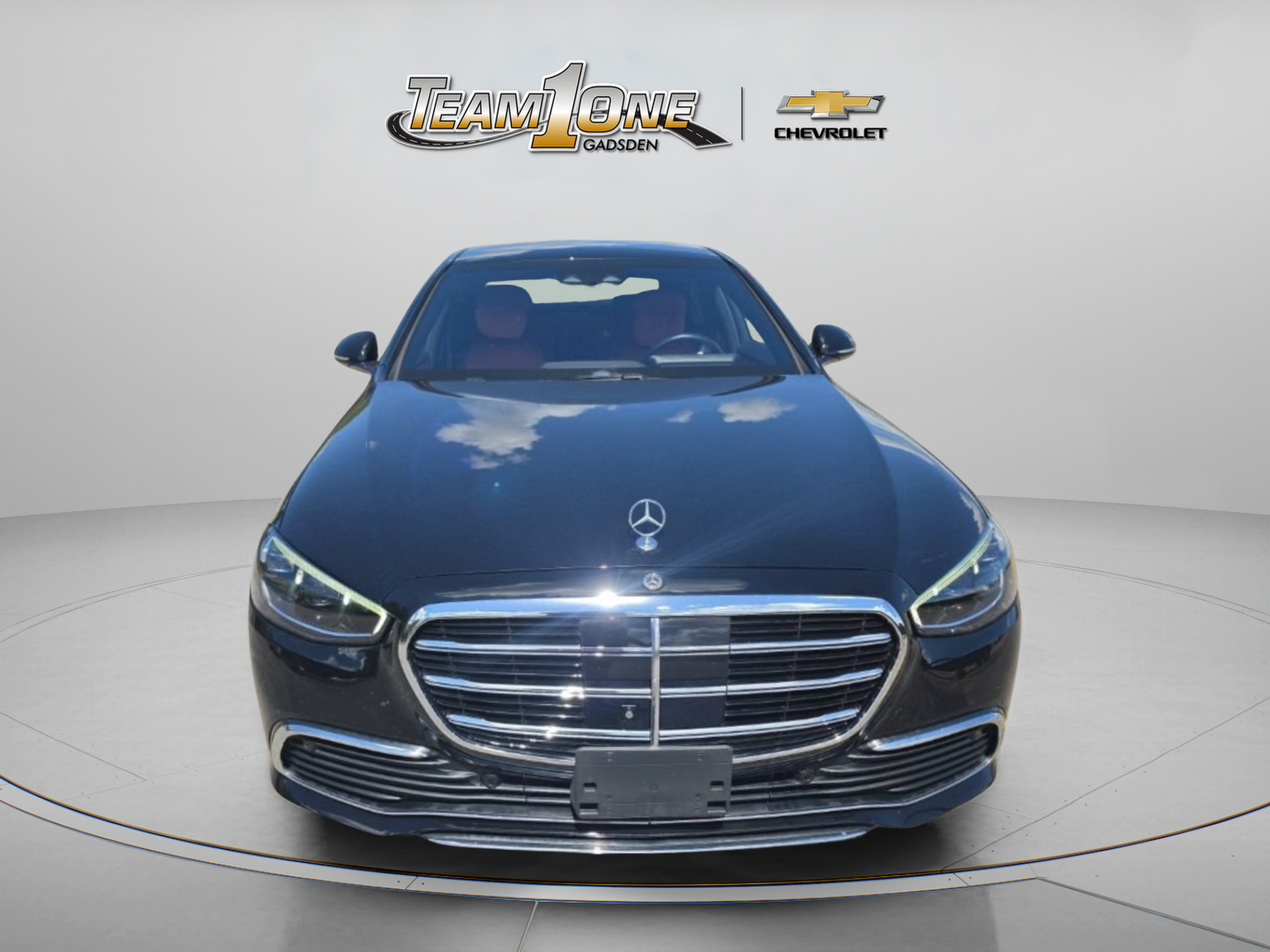 Used 2023 Mercedes-Benz S 500 4MATIC image 2
