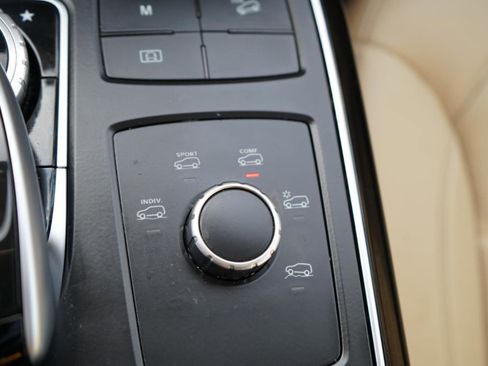 Used 2017 Mercedes-Benz GLE 350 4MATIC image 39