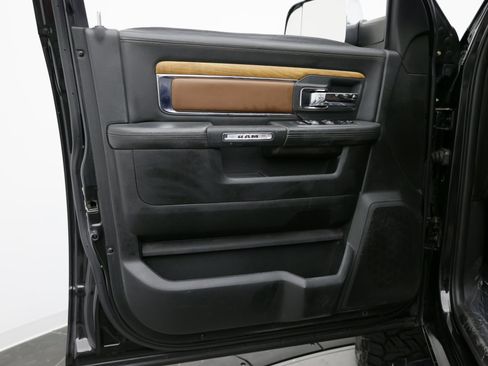 Used 2018 RAM 2500 Longhorn AWD/4WD image 14