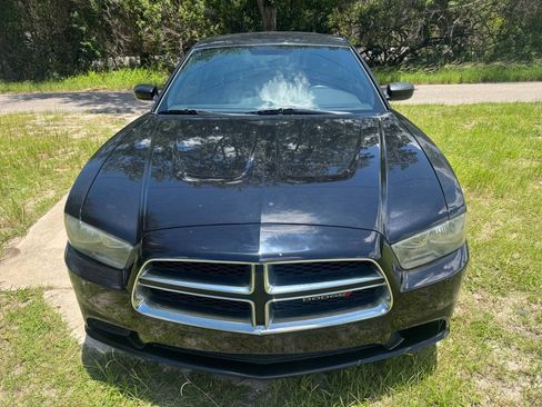 Used 2013 Dodge Charger SE w/ Connectivity Group RWD image 8