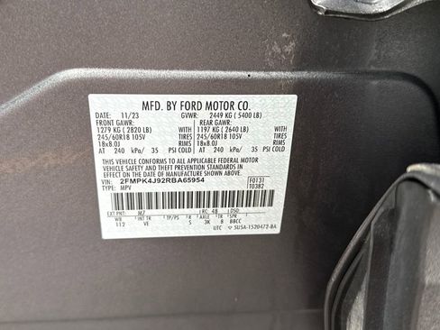 Certified 2024 Ford Edge SEL w/ Convenience Package image 17