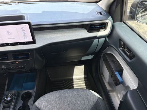 Used 2025 Ford Maverick XLT FWD image 15