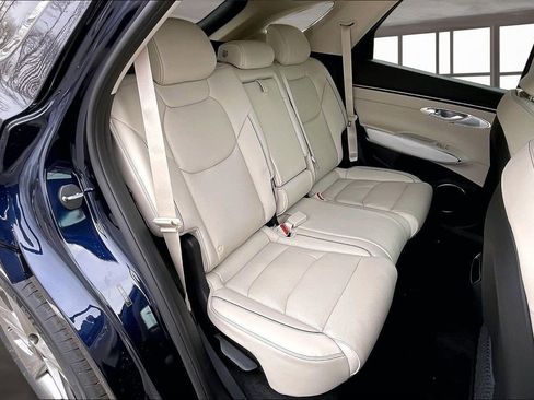 New 2026 Genesis GV70 2.5T Advanced image 9