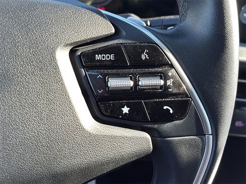 Used 2023 Kia EV6 Wind image 37