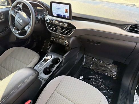 Certified 2022 Ford Escape SE image 25