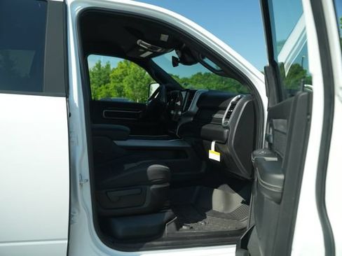 New 2026 RAM 2500 Big Horn AWD/4WD image 16