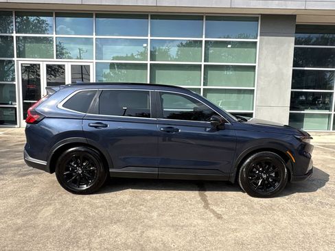 Certified 2025 Honda CR-V Sport image 23