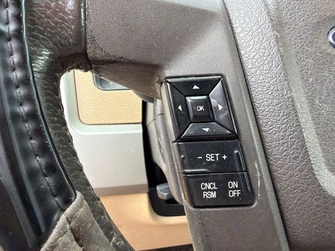 Used 2013 Ford F150 Lariat w/ Lariat Chrome Pkg AWD/4WD image 26