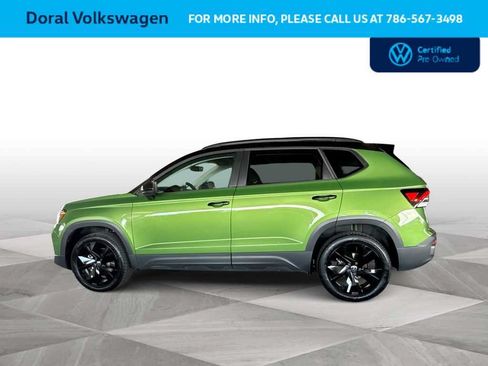 Used 2025 Volkswagen Taos SE FWD image 5