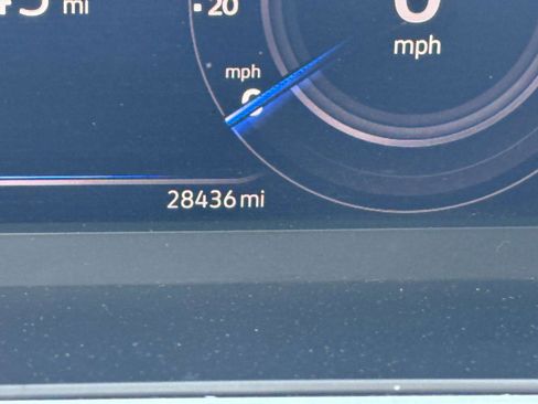 Used 2024 Volkswagen Tiguan SEL R-Line AWD/4WD image 26