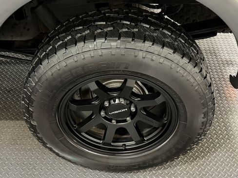 Used 2013 Ford F150 FX4 w/ Luxury Equipment Group AWD/4WD image 19