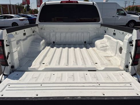 Certified 2025 Nissan Frontier SV RWD image 28