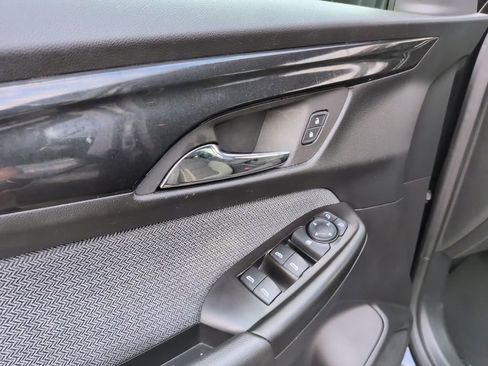 Used 2025 Chevrolet TrailBlazer LT FWD image 18