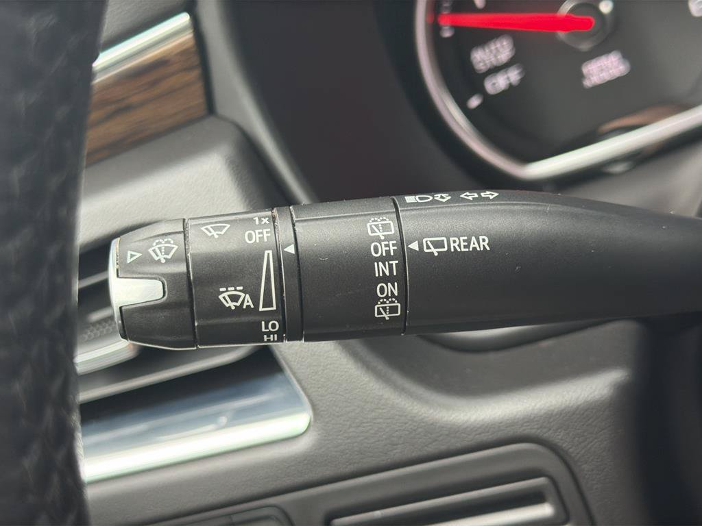 Used 2021 Chevrolet Tahoe Premier AWD/4WD image 10