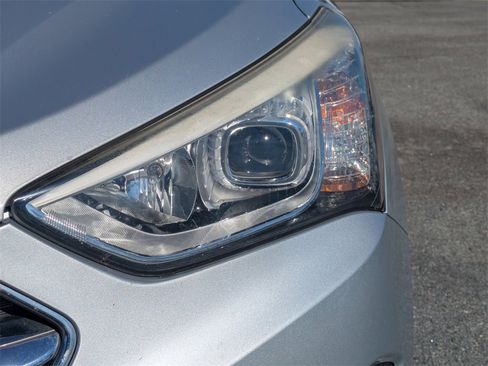 Used 2015 Hyundai Santa Fe Limited image 11