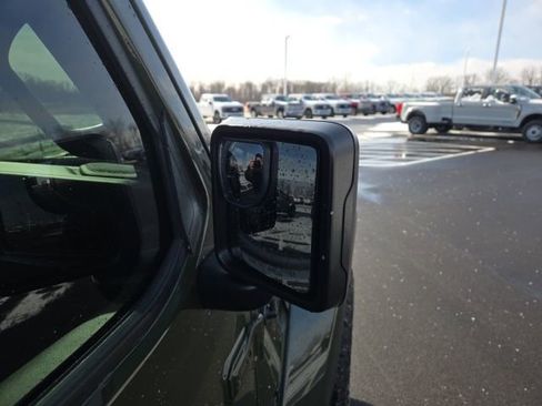 Used 2022 Jeep Gladiator Sport image 8