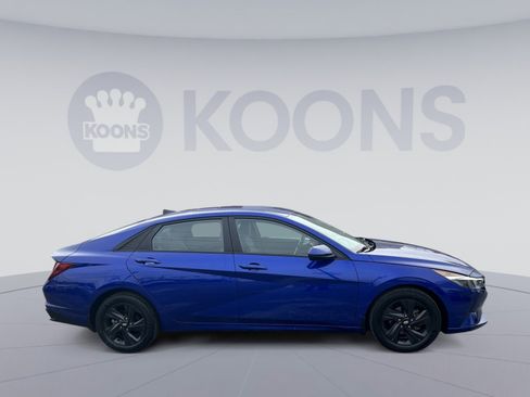 Used 2023 Hyundai Elantra SEL image 8