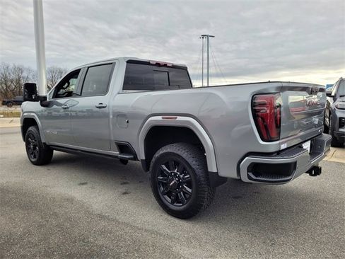 Used 2025 GMC Sierra 2500 AT4 w/ AT4 Premium Plus Package image 8