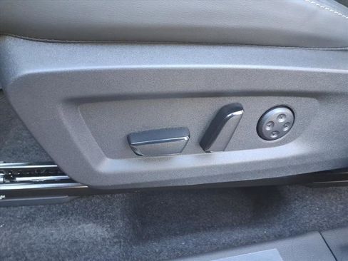 New 2026 Nissan Murano Platinum image 25