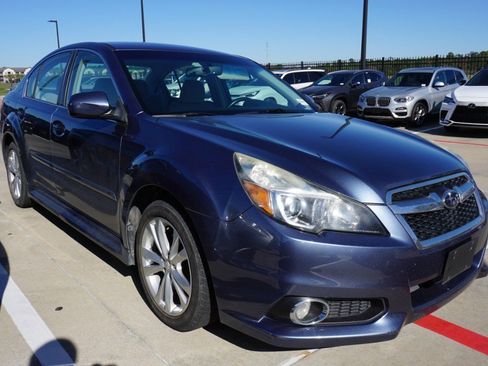 Used 2013 Subaru Legacy 2.5i Premium w/ All-Weather Pkg image 2