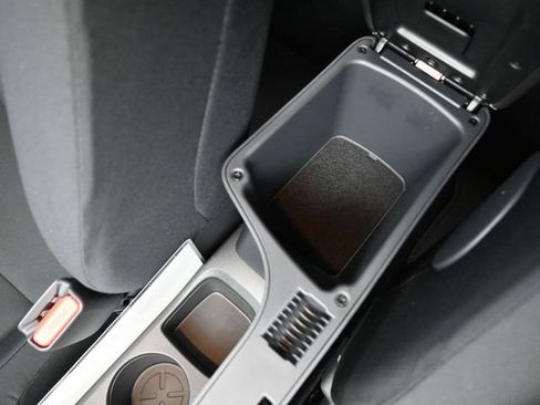 New 2025 Nissan Kicks Play S w/ Interior Electronics Package image 31