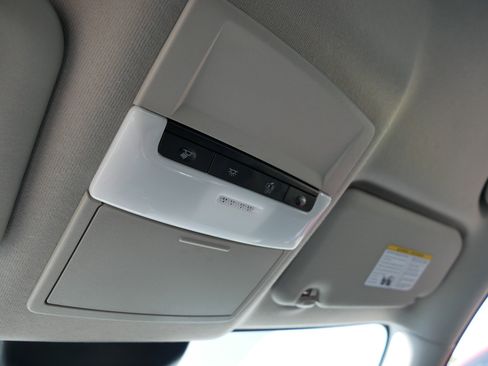 Used 2023 Nissan Sentra SV FWD image 31