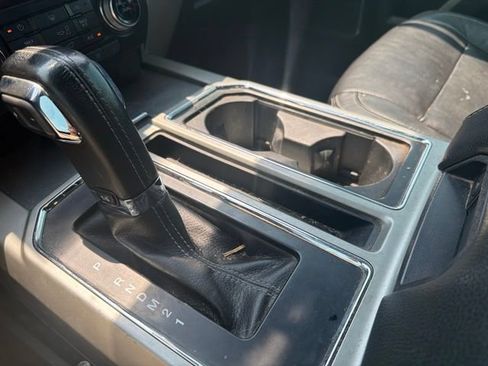 Used 2015 Ford F150 Lariat w/ Equipment Group 501A Mid AWD/4WD image 43