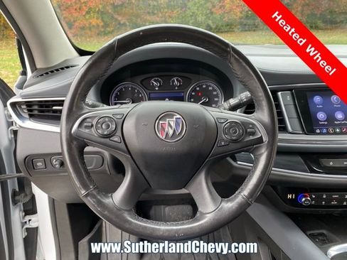 Used 2021 Buick Enclave Premium image 19