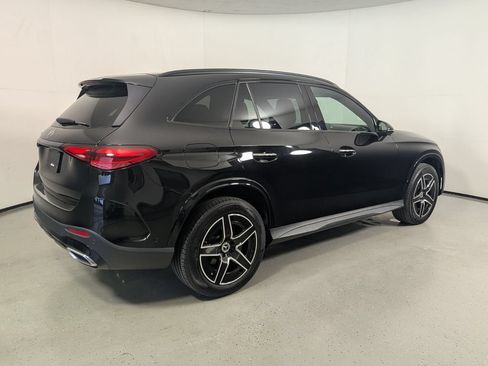 Used 2023 Mercedes-Benz GLC 300 image 6