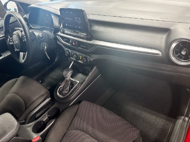 Certified 2022 Kia Forte LXS FWD image 27