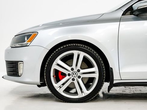 Used 2015 Volkswagen Jetta GLI SE image 23