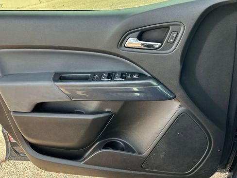 Used 2019 Chevrolet Colorado Z71 image 23