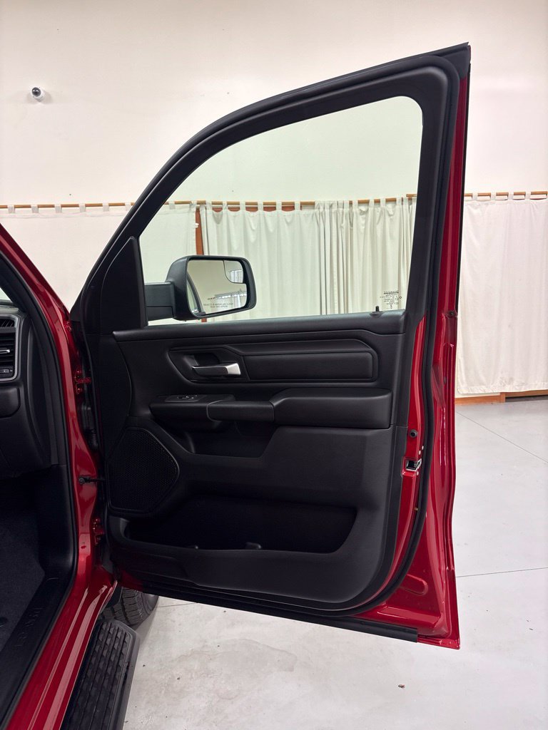 New 2027 RAM 1500 Express AWD/4WD image 26