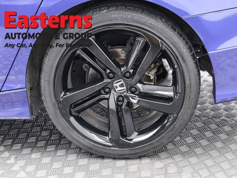 Used 2018 Honda Accord Sport image 28
