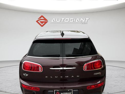 Used 2018 MINI Cooper Clubman S image 9